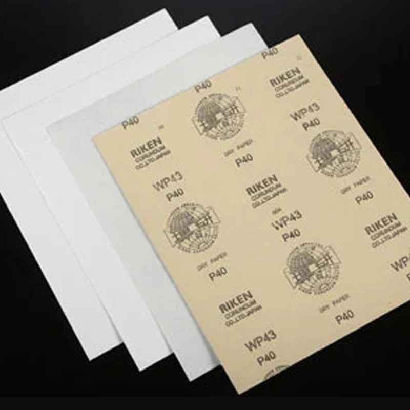 Quais são algumas dicas para usar lixa de óxido de alumínio?