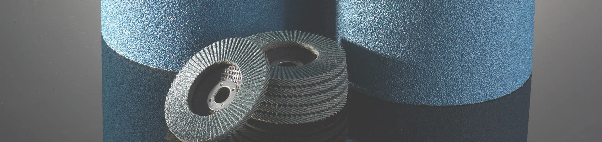 Correias de lixamento de zircônia